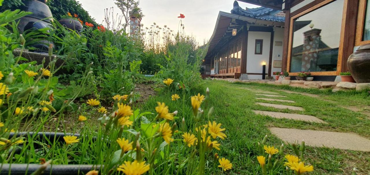 Jahayeon Hanokstay Jeonju Exterior photo