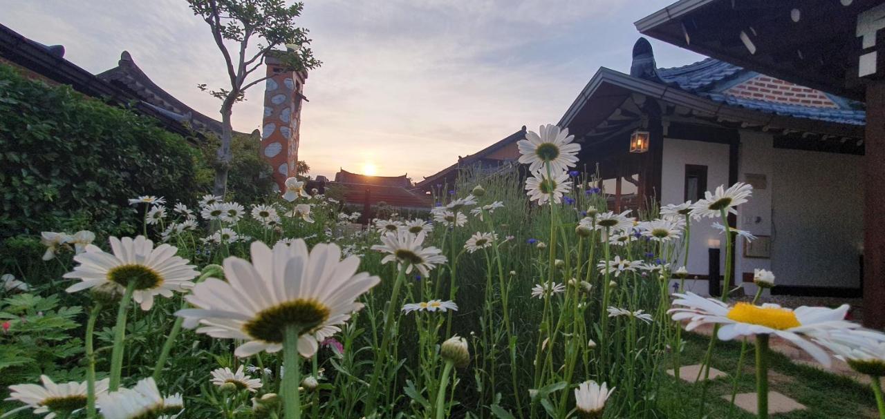 Jahayeon Hanokstay Jeonju Exterior photo