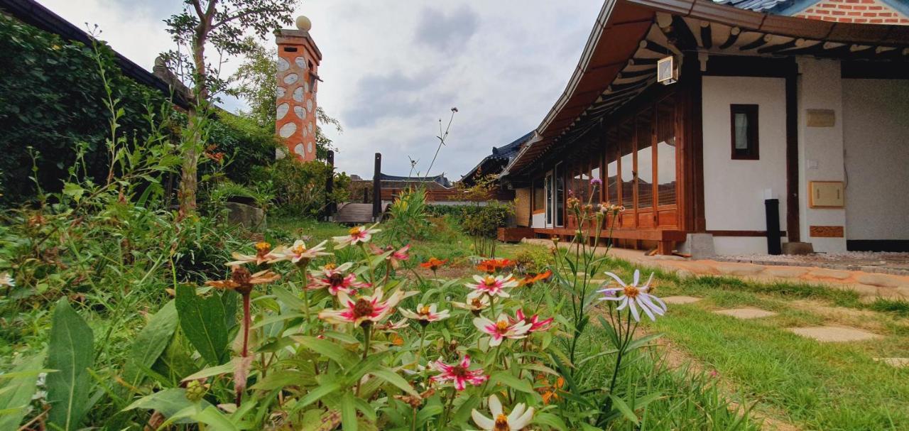 Jahayeon Hanokstay Jeonju Exterior photo